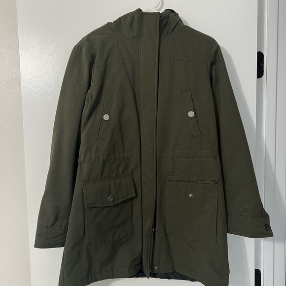 Hunter green Bass coat! Nearly new! Perfect condition. Size medium! - Picture 3 of 3